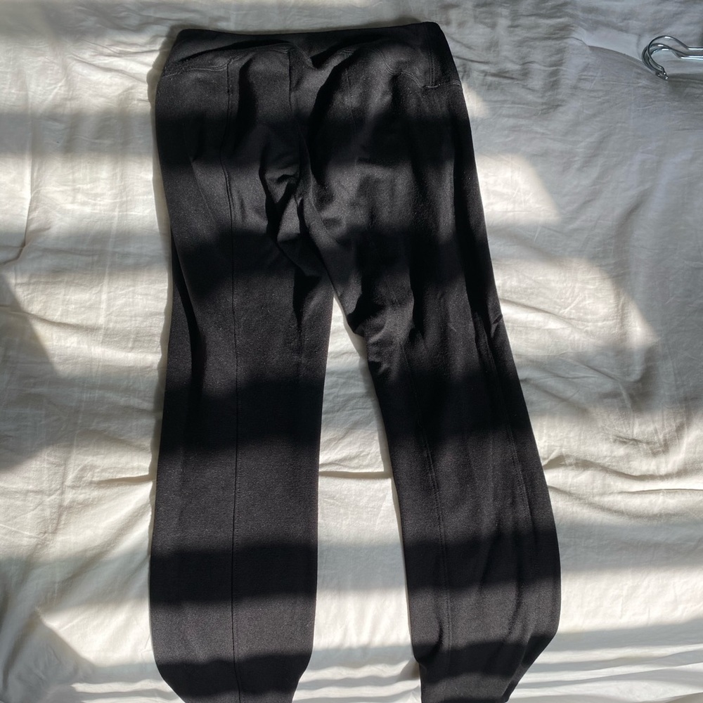 Black leggings